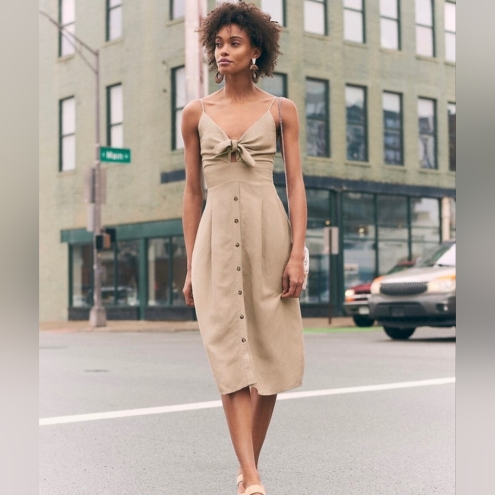 Express Linen-Blend Tie Front Keyhole Button Midi Dress